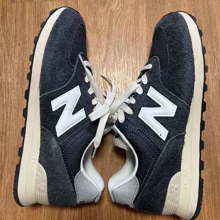 [SOLD OUT] 뉴발란스 574 헤리티지 네이비 290