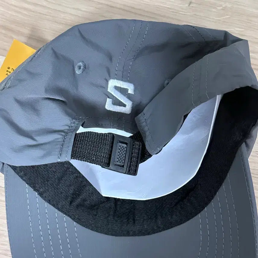[SOLD OUT] 살로몬 볼캡 모자 그레이