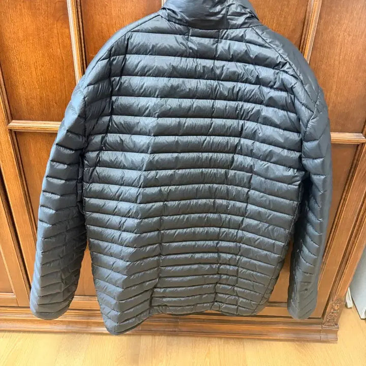 [SOLD OUT] 스톤아일랜드 블랙 경량패딩 점퍼 XL