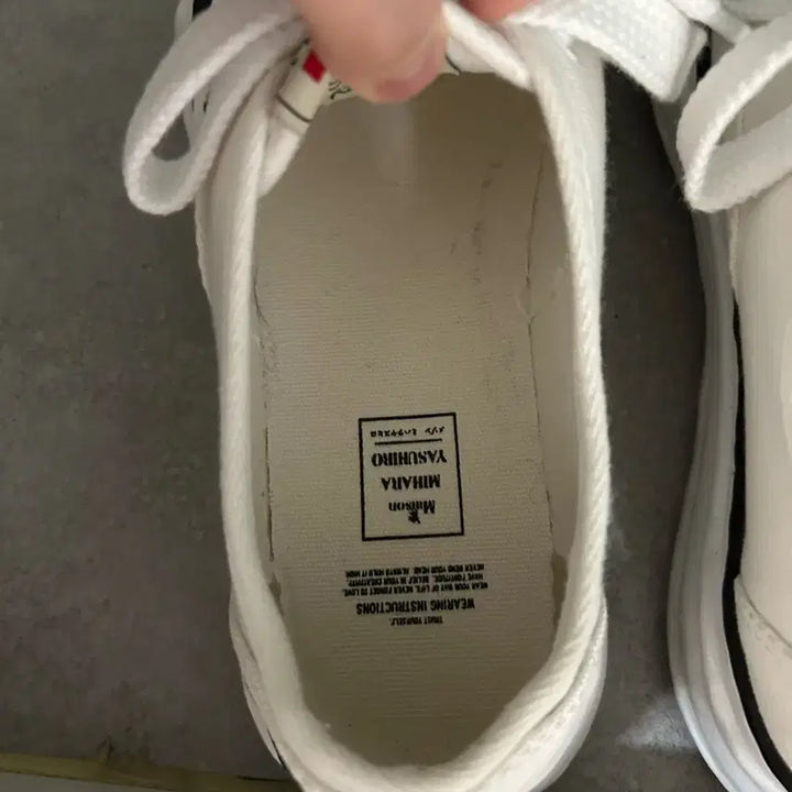 [BUNJANG] Mihara Yasuhiro Baker White Sneakers Size 42 / 미하라 야스히로 베이커 화이트 42