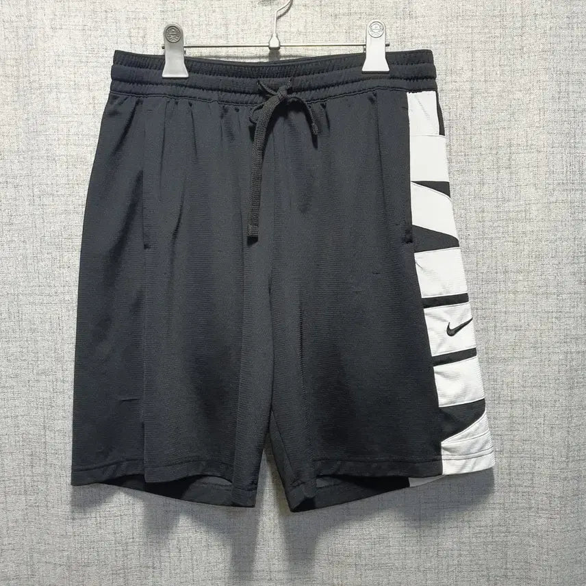 [BUNJANG] Nike Swoosh Dri-FIT Starting Basketball Shorts XL / 나이키 스우시 드라이핏 스타팅 농구 쇼츠 XL