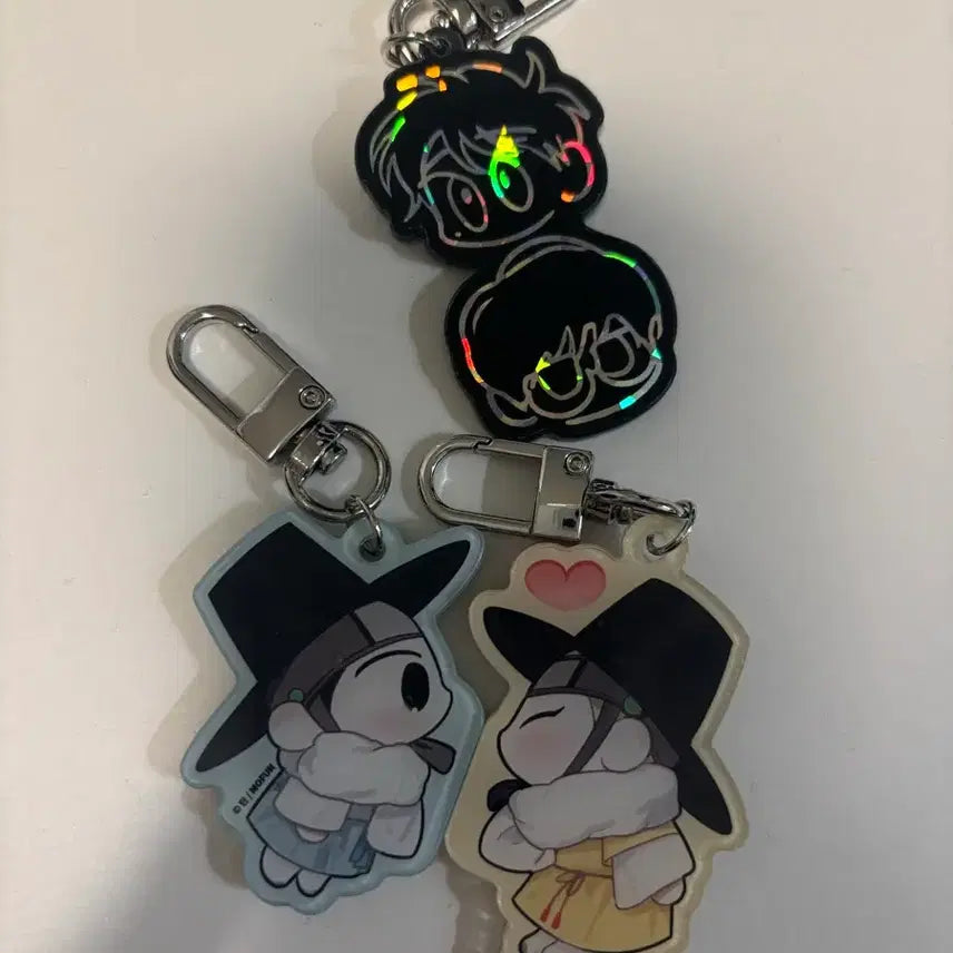 [SOLD OUT] 일괄) 체크메이트 자석 아크릴 키링, 자개 아크릴 키링 은성수현