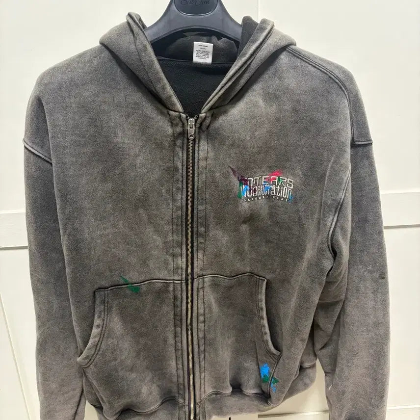 [SOLD OUT] 블랙아웃 크랙 후드 집업 블랙 L