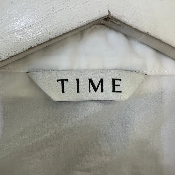 [BUNJANG] TIME Open Collar Short Sleeve Shirt / [여성F] 타임 TIME 오픈 카라 반팔 셔츠 만원샵