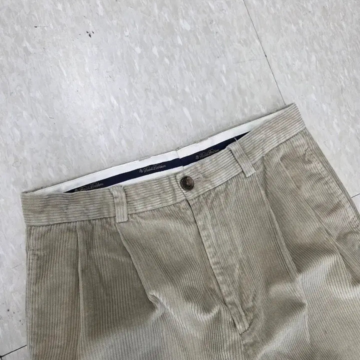 [BUNJANG] Brooks Brothers Corduroy Pants / 브룩스 브라더스 코듀로이 팬츠