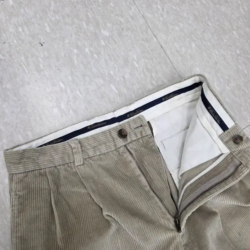 [BUNJANG] Brooks Brothers Corduroy Pants / 브룩스 브라더스 코듀로이 팬츠