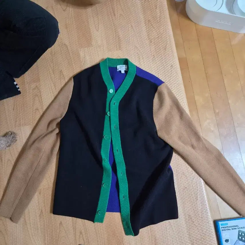 [BUNJANG] COS Color Block Cardigan / COS 컬러 블록 가디건