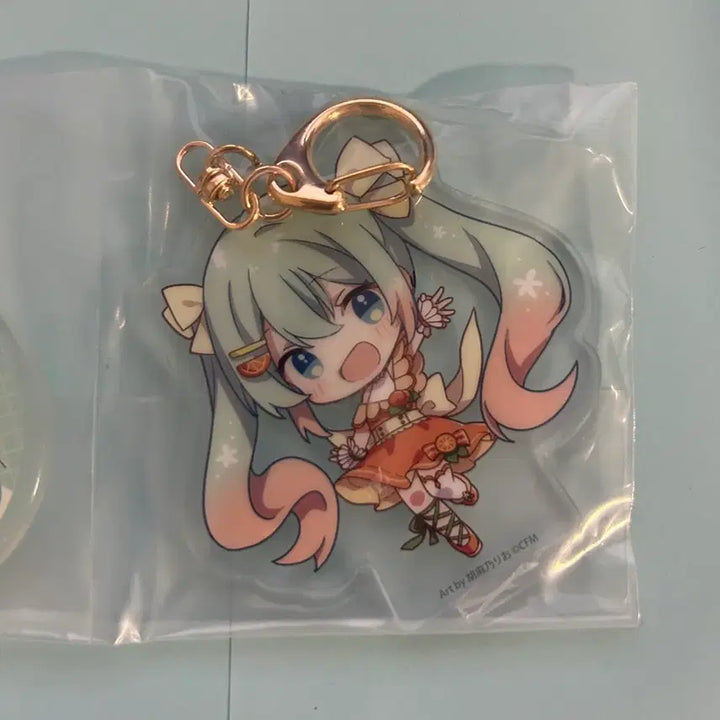 [BUNJANG] Hatsune Miku &amp; Megurine Luka Acrylic Keyring Set / 하츠네 미쿠 &amp; 메구리네 루카 :: 아크릴 키링 :: 2개세트