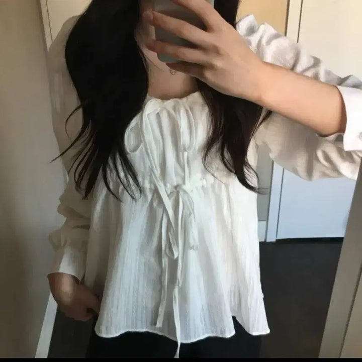 [BUNJANG] Lovely Shirring Ribbon Blouse (Ivory) / (새상품) 청순 러블리 셔링 리본 블라우스 (아이보리)