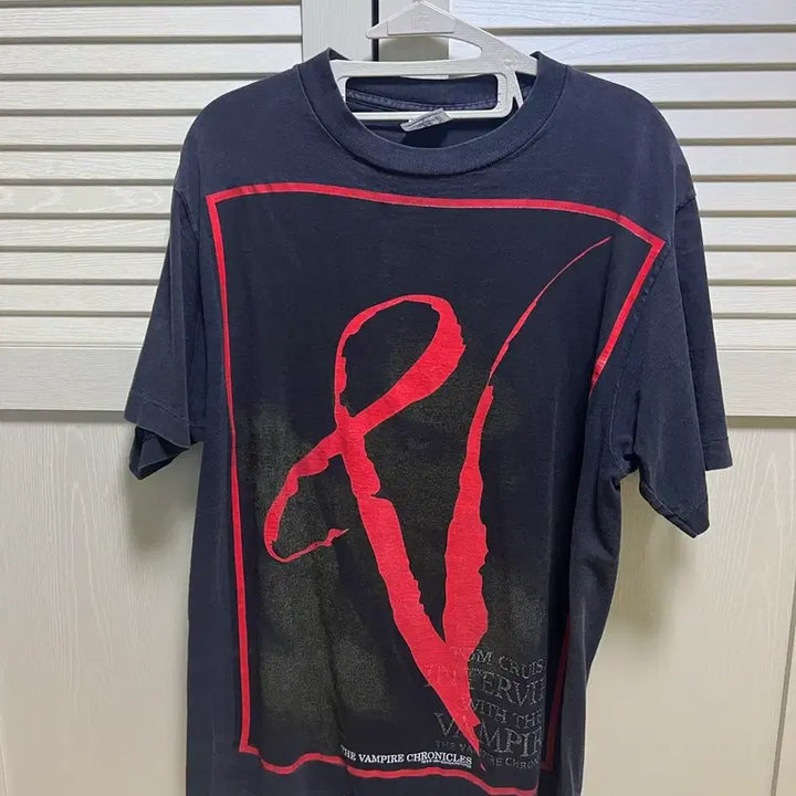 [SOLD OUT] 1994년 뱀파이어와의 인터뷰 무비티 L 사이즈