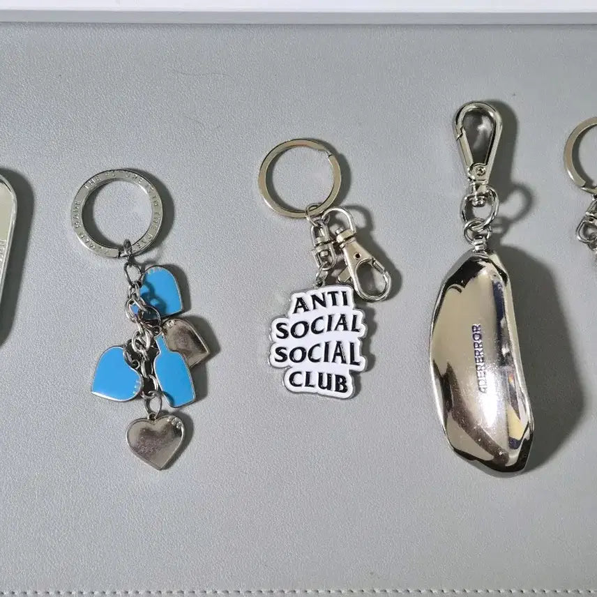 [BUNJANG] Human Made Metal Keyring Bundle / 메탈 키링