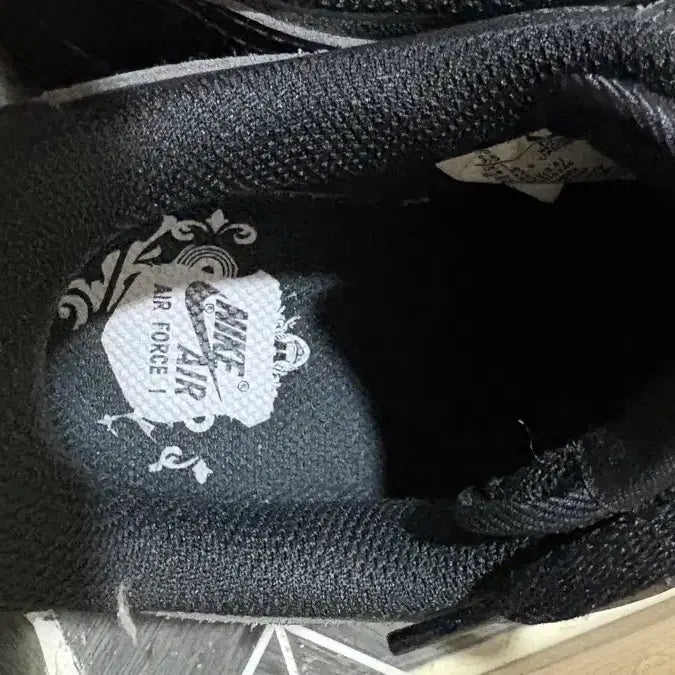 [BUNJANG] Nike GCF 225 Sneakers / 나이키 검포스 225