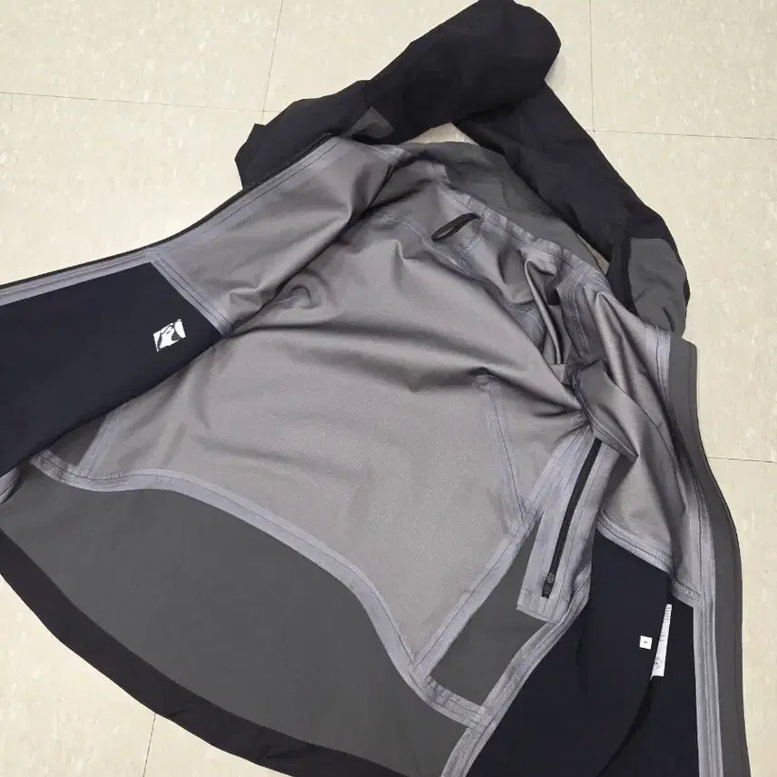 [BUNJANG] GR10K Skeleton Jacket M / gr10k 스켈레톤 M 사이즈