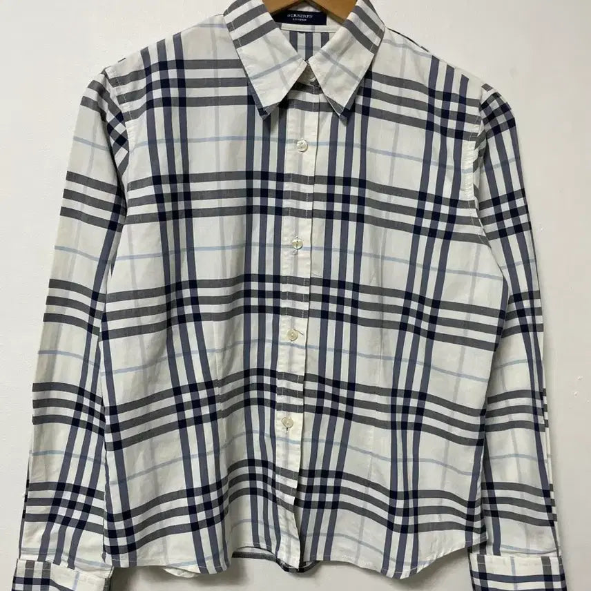 [BUNJANG] 66 Burberry 버버리 올드스쿨 셔츠 남방 정품 / 66 Burberry 버버리 올드스쿨 셔츠 남방 정품
