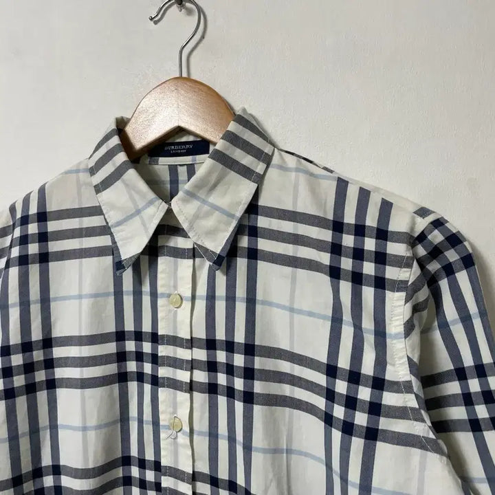 [BUNJANG] 66 Burberry 버버리 올드스쿨 셔츠 남방 정품 / 66 Burberry 버버리 올드스쿨 셔츠 남방 정품