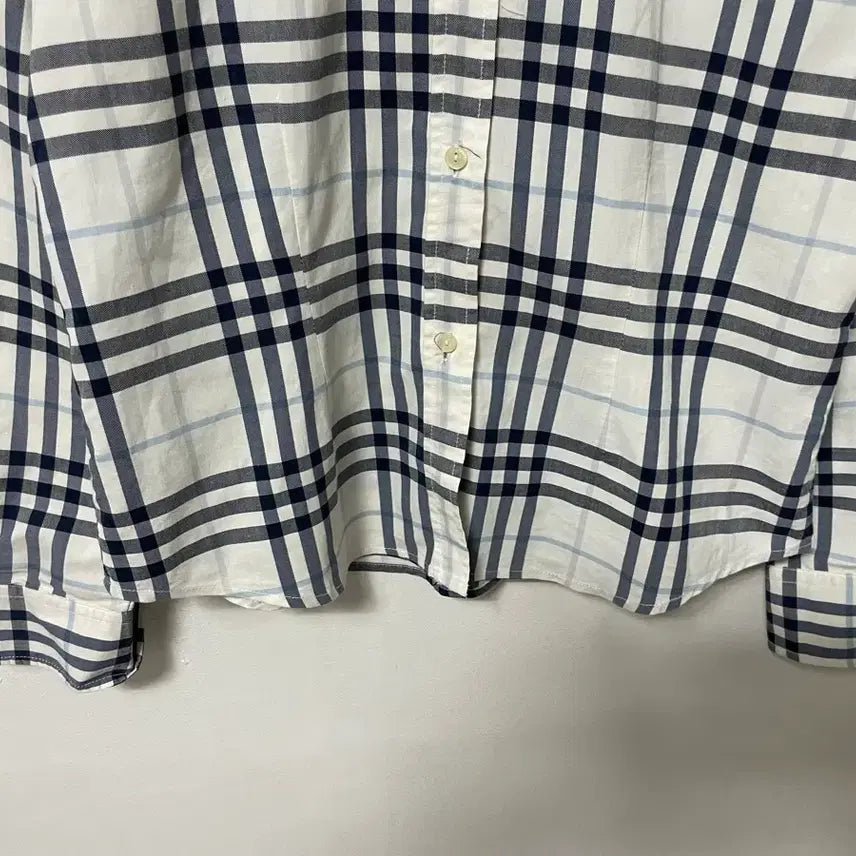 [BUNJANG] 66 Burberry 버버리 올드스쿨 셔츠 남방 정품 / 66 Burberry 버버리 올드스쿨 셔츠 남방 정품