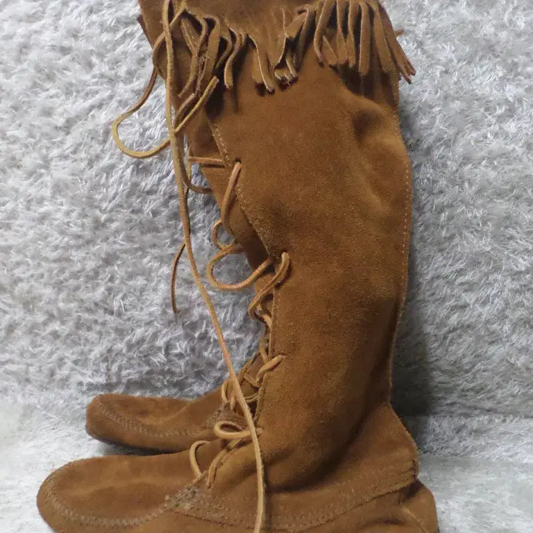 [BUNJANG] Minnetonka Lace-Up Fringe Suede Boots / 후루룩구제 240 미네통카 레이스업 프린지 스웨이드 롱부츠 중고 신발