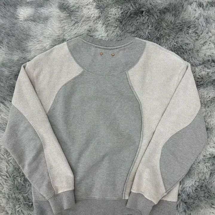 [BUNJANG] Andersson Bell Inside Out Curved Sweatshirt / [L] 앤더슨벨 22FW 인사이드아웃 커브드 맨투맨