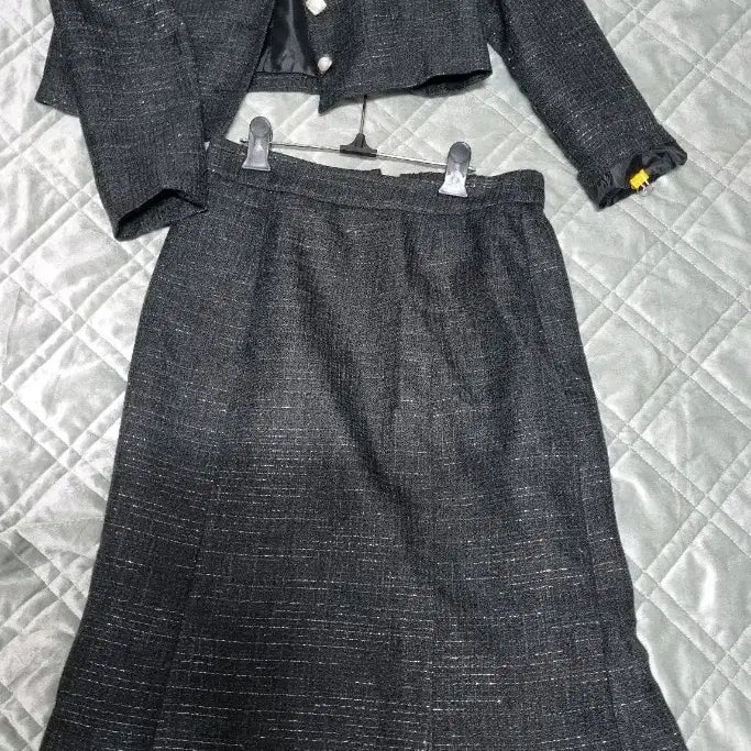 [BUNJANG] Pearl Tweed Jacket Skirt Set-up / 펄 트위드 자켓 스커트 셋업 봄가을