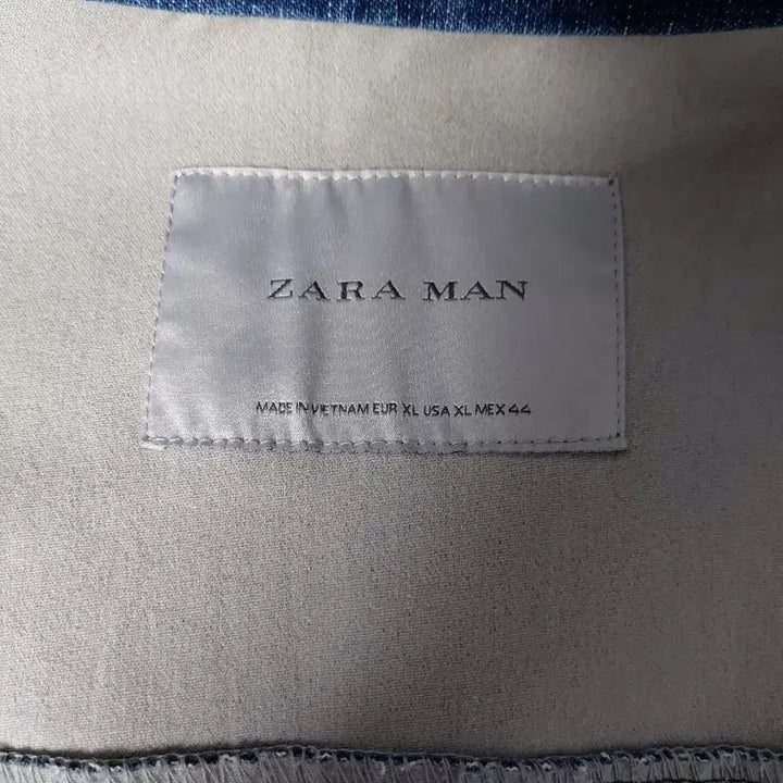 [SOLD OUT] ZARA MAN 데님 자켓 (XL)