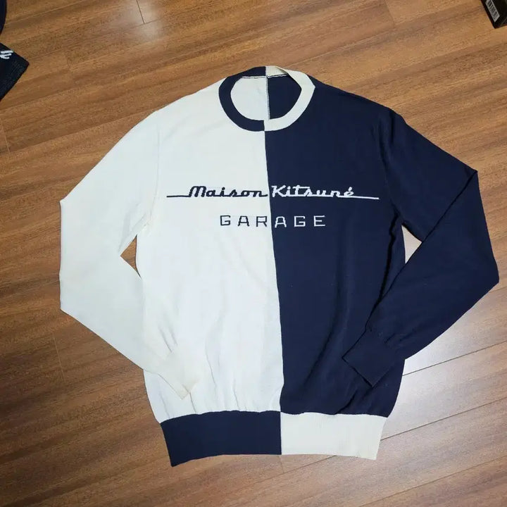 [BUNJANG] Maison Kitsuné GARAGE Logo Colorblock Knit Sweater / 메종키츠네  니트