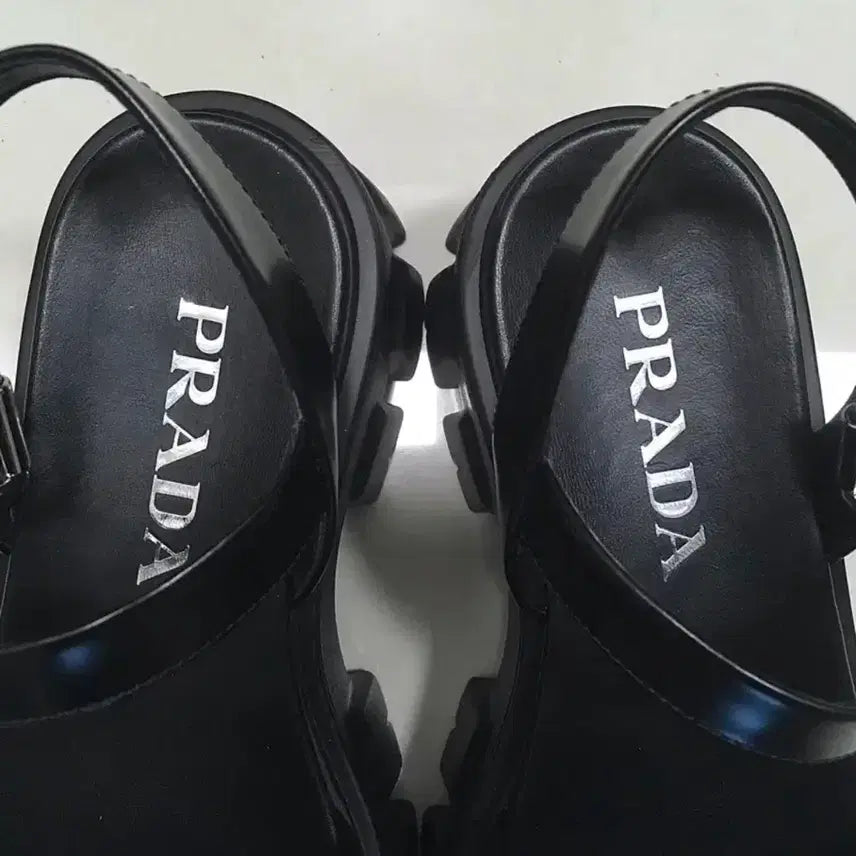 [BUNJANG] Prada Monolith Leather Sandals - Black - Size 37 / 프라다 레더 모놀리스 샌들 37