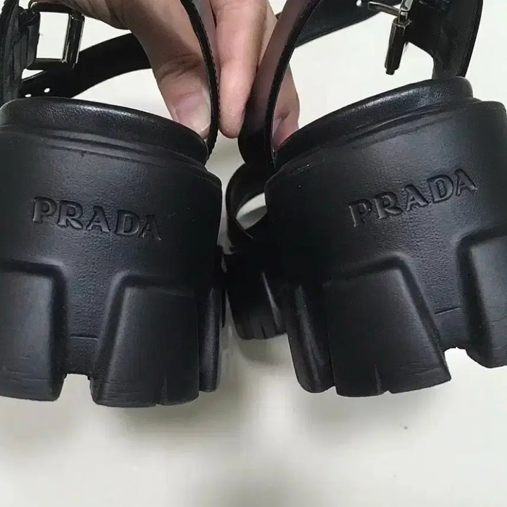 [BUNJANG] Prada Monolith Leather Sandals - Black - Size 37 / 프라다 레더 모놀리스 샌들 37