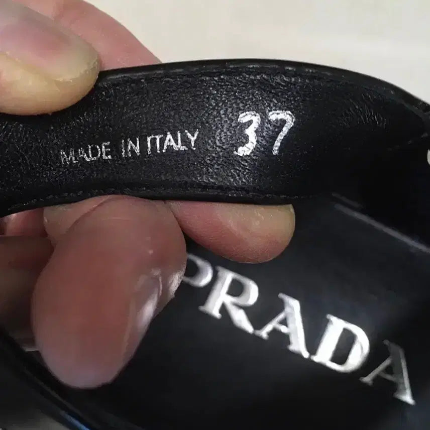 [BUNJANG] Prada Monolith Leather Sandals - Black - Size 37 / 프라다 레더 모놀리스 샌들 37