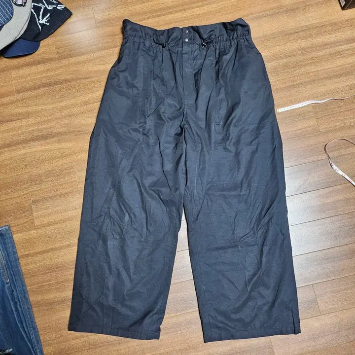 [BUNJANG] HARE Black Nylon Wide Pants / hare 검정색 나일론 와이드 팬츠