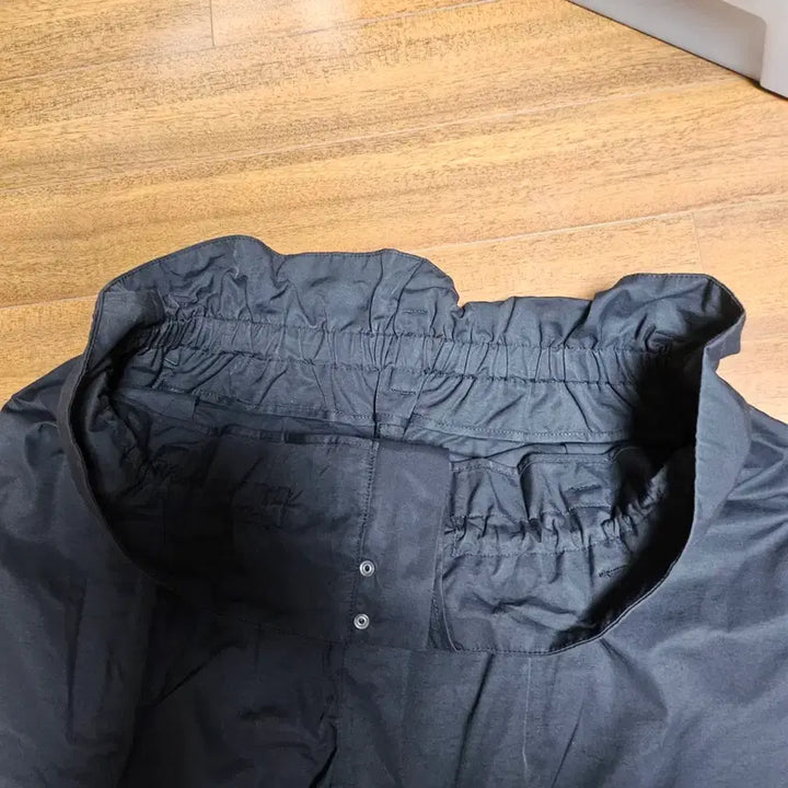 [BUNJANG] HARE Black Nylon Wide Pants / hare 검정색 나일론 와이드 팬츠