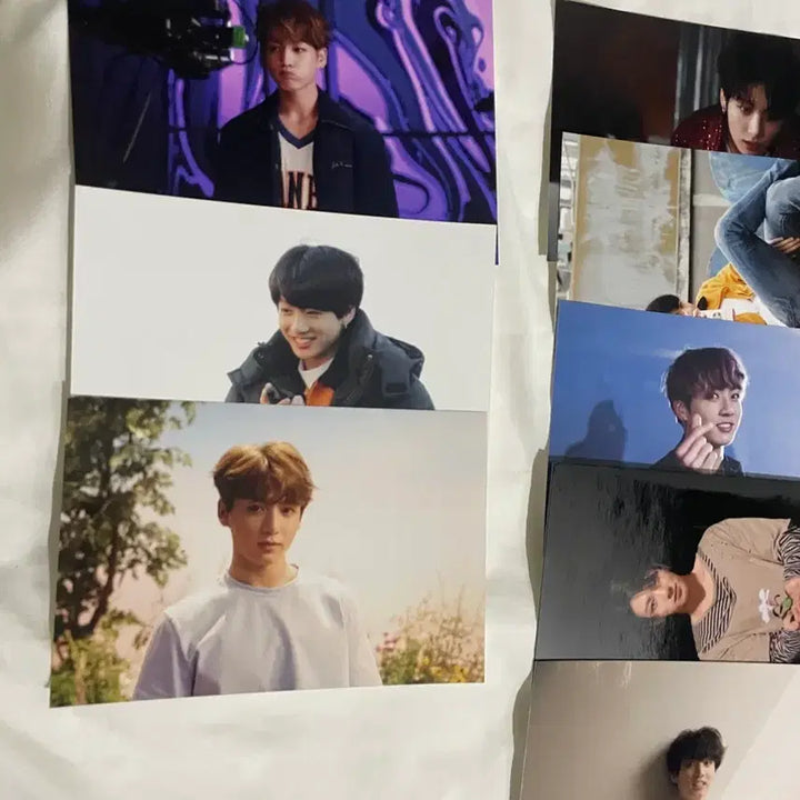 [BUNJANG] 정국 오늘 인화 사진 13장 일괄 포카 방탄 전시회 bts jk / 정국 오늘 인화 사진 13장 일괄 포카 방탄 전시회 bts jk