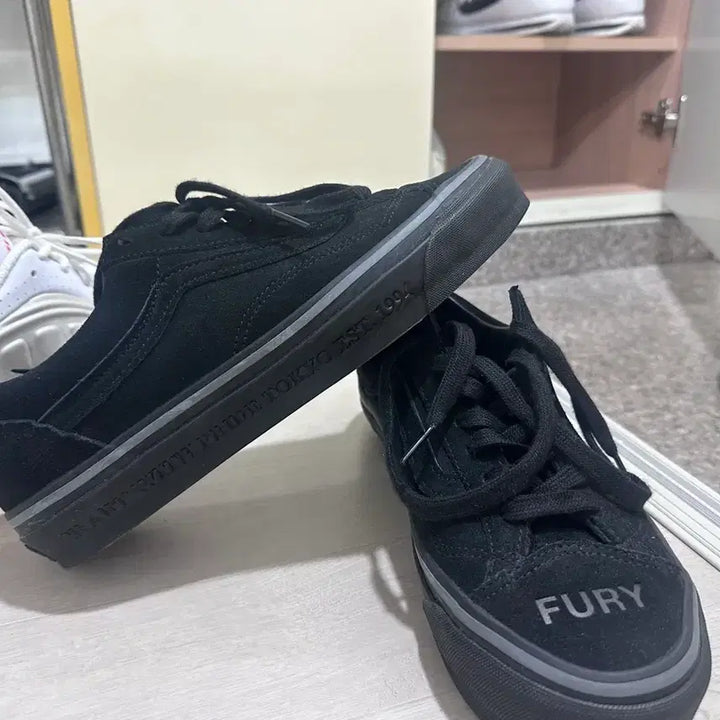 [BUNJANG] Vans Neighborhood 270 Sneakers / 반스 네이버후드 270