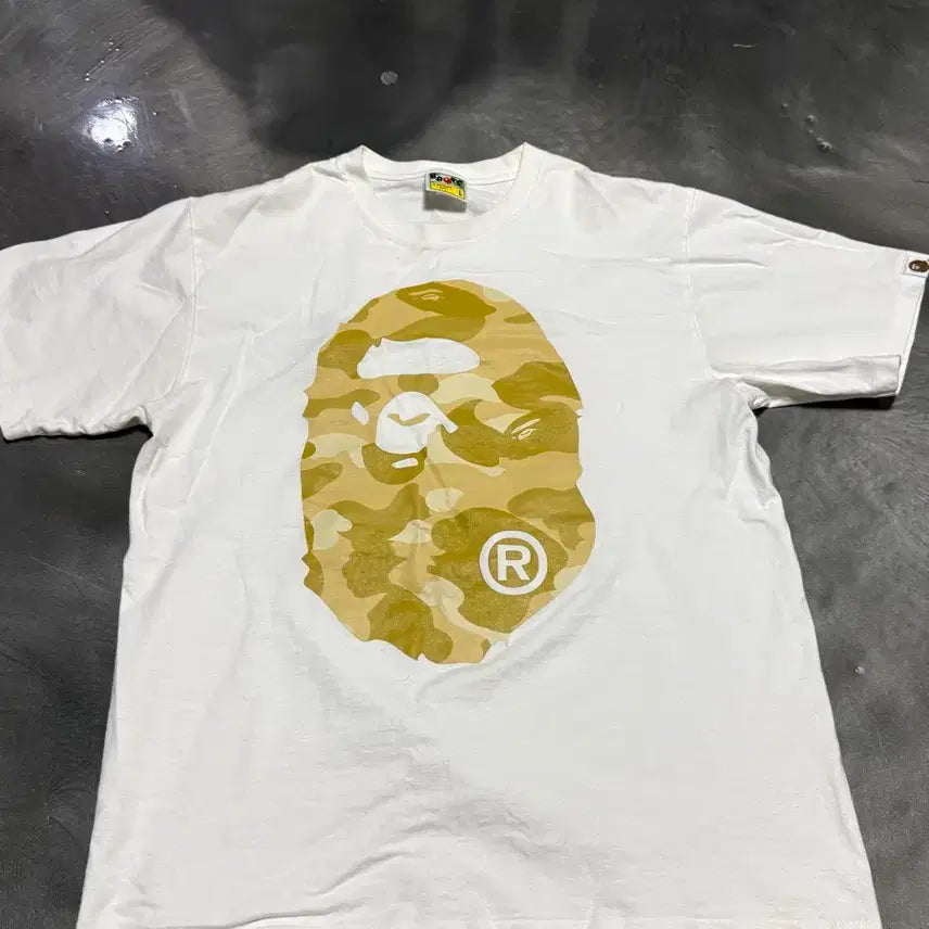 [BUNJANG] BAPE Camo Short Sleeve T-shirt / 베이프 카모 반팔