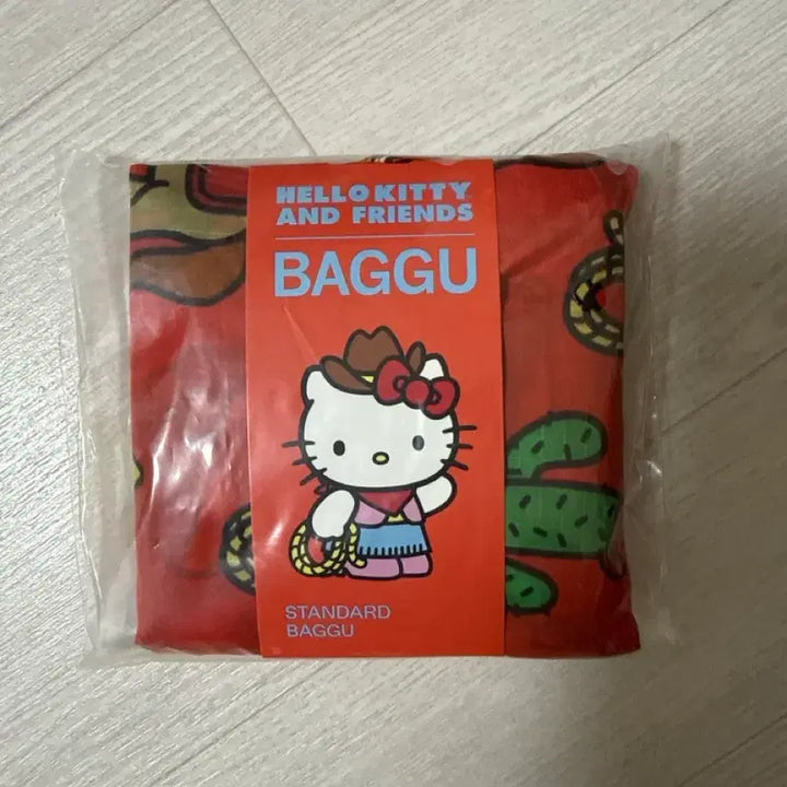 [SOLD OUT] BAGGU 바쿠백 에코백 산리오 스탠다드 장바구니 헬로 키티 웨스턴