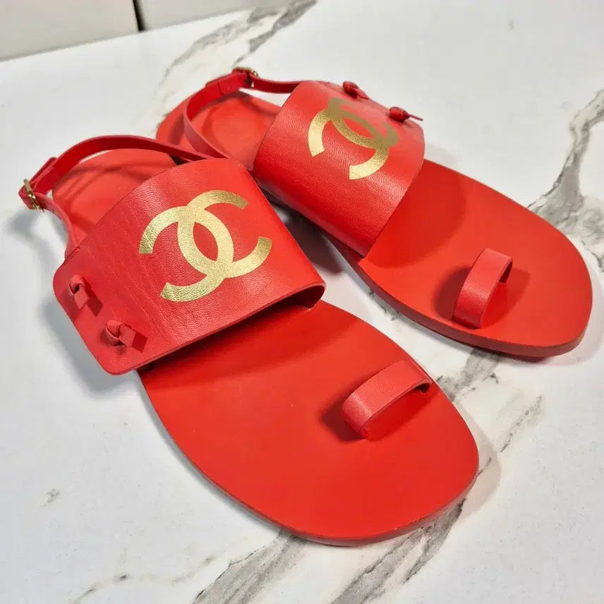 [BUNJANG] Chanel Goatskin Thong Sandals Slippers / (정품) 샤넬 고트스킨 토링 샌들 조리 슬리퍼 37.5