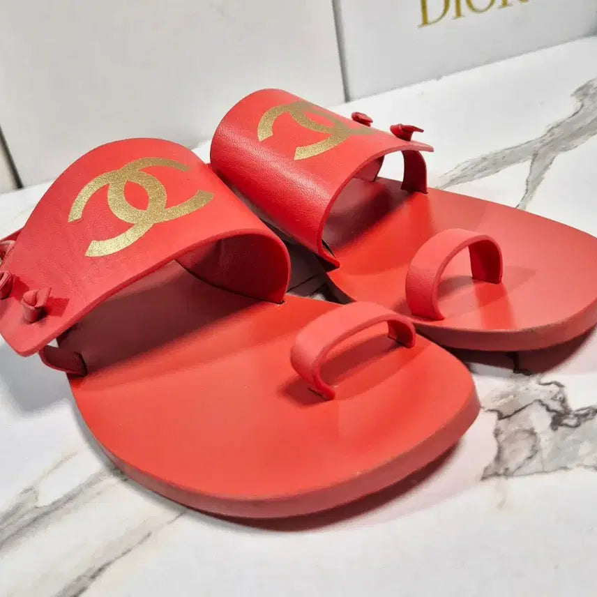 [BUNJANG] Chanel Goatskin Thong Sandals Slippers / (정품) 샤넬 고트스킨 토링 샌들 조리 슬리퍼 37.5