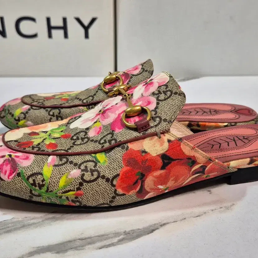 [BUNJANG] Gucci Princetown Blossom Slipper Mule Shoes / (정품) 구찌 프린스타운 블러섬 슬리퍼 뮬 신발 35.5
