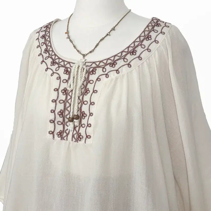 [BUNJANG] Japanese Vintage Embroidered Ribbon A-Line Blouse / 일본빈티지 자수리본끈 A라인얇은셔츠블라우스티 모리걸하구미룩갸루y2k 히피