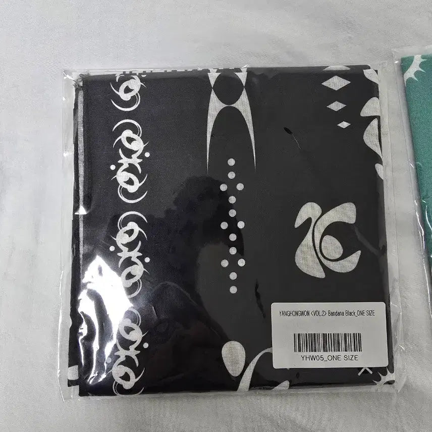 [BUNJANG] Yang Hongwon Black Bandana / 양홍원 슬로모 블랙 반다나(급처