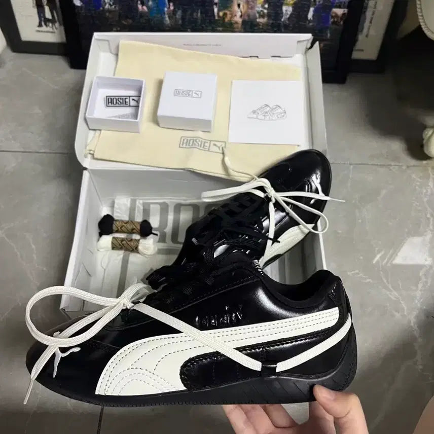 [BUNJANG] Puma x Rosé Speedcat PRM Black Warm White Shoes (230mm) / (W) 푸마 x 로제 스피드캣 PRM 블랙 웜 화이트 230MM