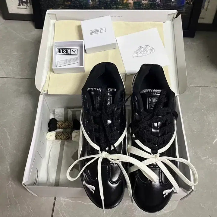 [BUNJANG] Puma x Rosé Speedcat PRM Black Warm White Shoes (230mm) / (W) 푸마 x 로제 스피드캣 PRM 블랙 웜 화이트 230MM