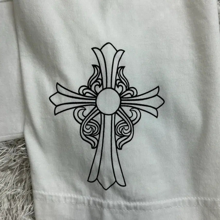 [SOLD OUT] [L] 백화점판 정품 크롬하츠 멀티로고 반팔 화이트