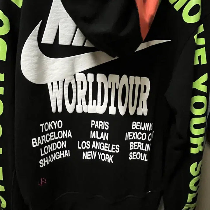 [BUNJANG] Nike World Tour Hoodie / 나이키 월드투어 후드티