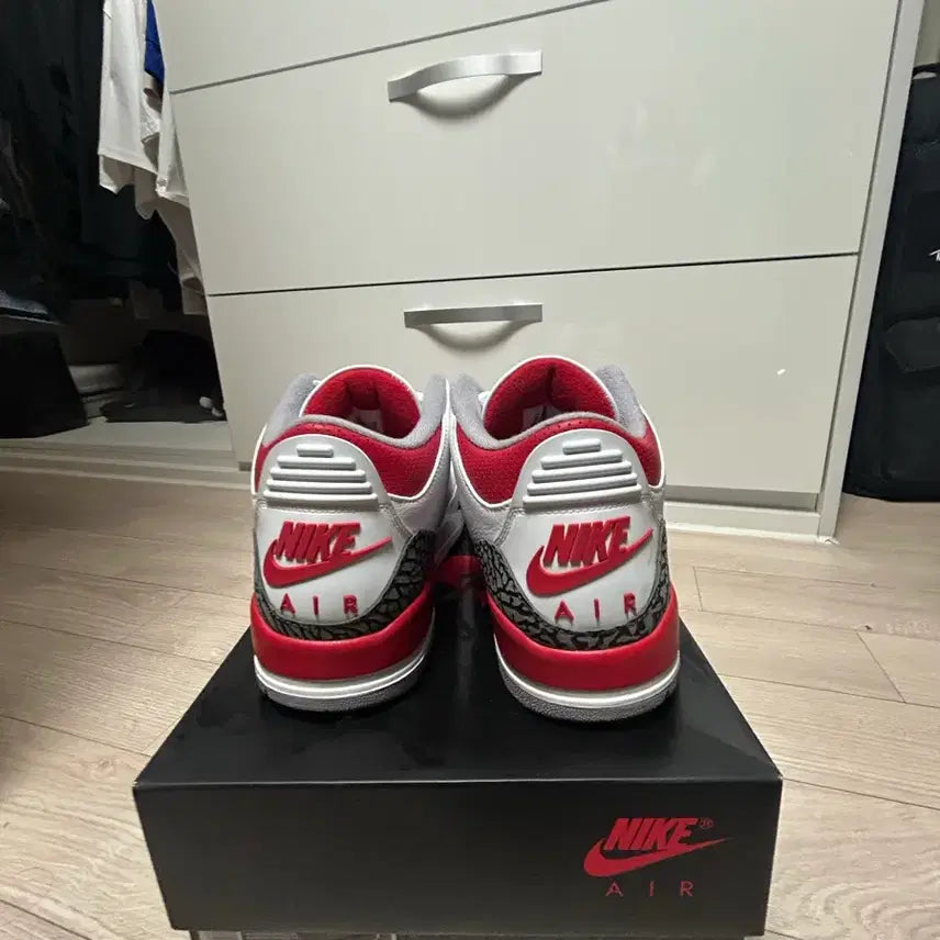 [BUNJANG] Nike Air Jordan 3 Fire Red Basketball Shoes / 나이키 조던 3 파이어 레드 280