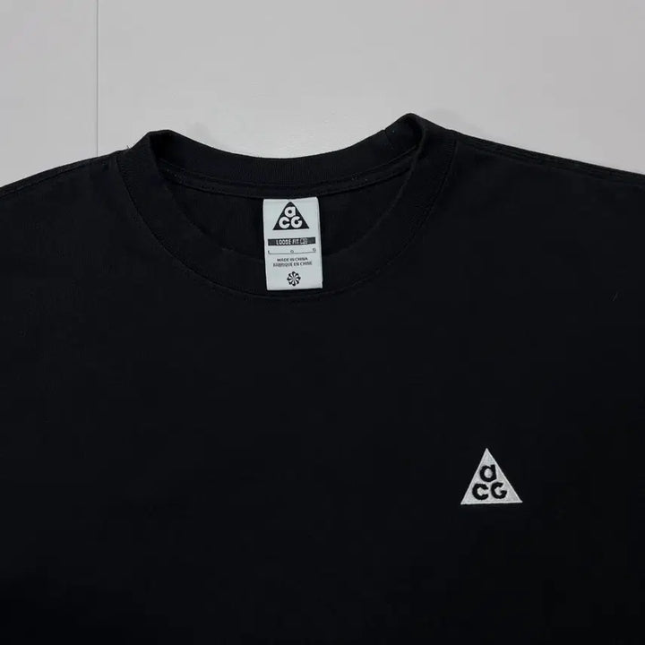 [BUNJANG] ACG Black Embroidered Logo T-shirt [L] / [정품] acg 블랙 자수로고 반팔티 [ L ]