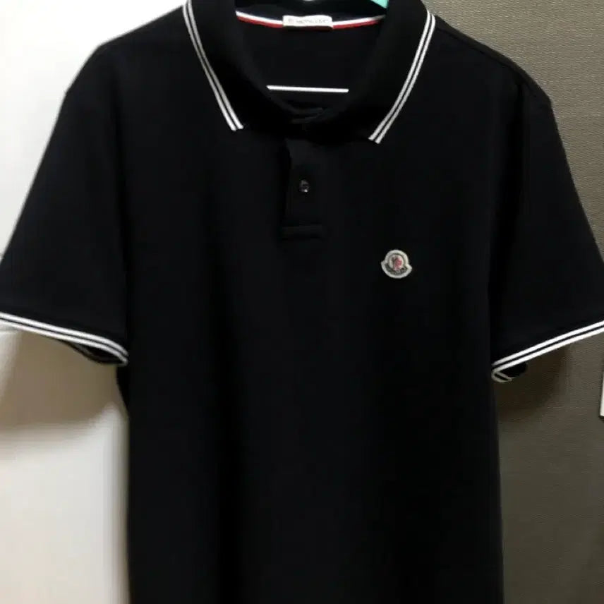 [SOLD OUT] 몽클레어 남성 카라티