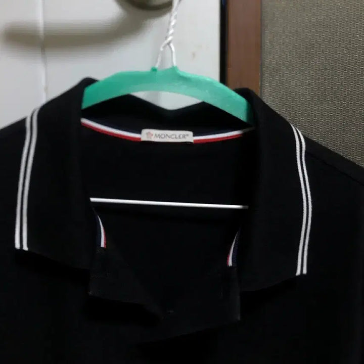 [SOLD OUT] 몽클레어 남성 카라티