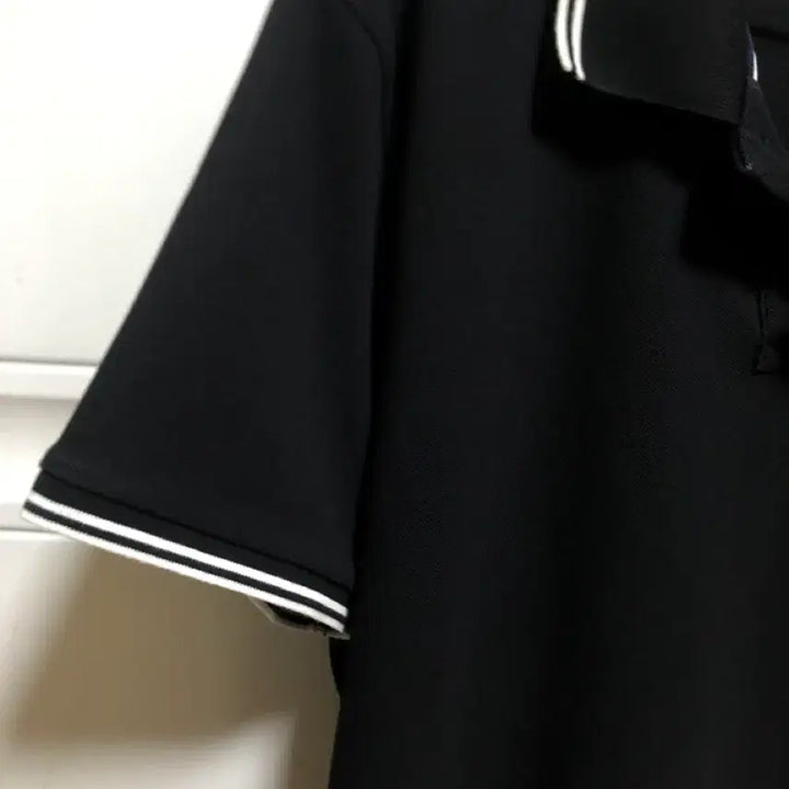 [SOLD OUT] 몽클레어 남성 카라티