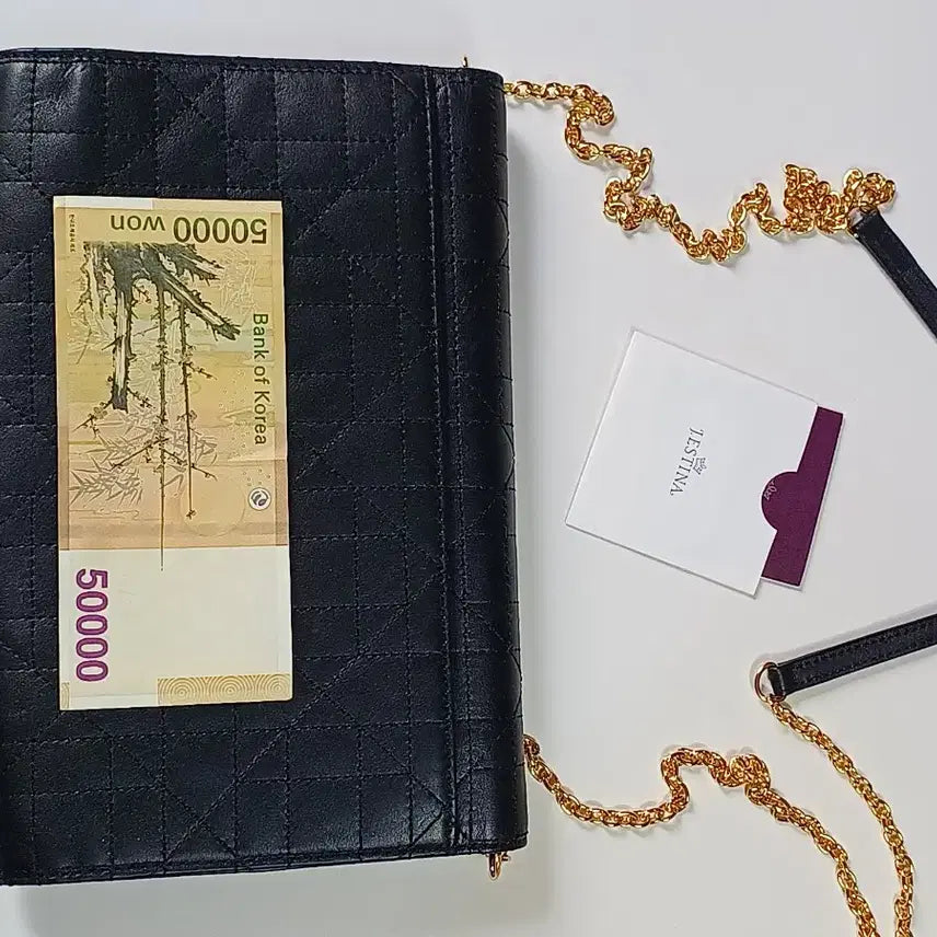 [BUNJANG] J.ESTINA Black Quilted Gold Chain Bag / 제이에스티나 블랙 퀼팅 금장 체인백