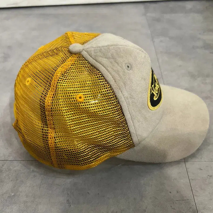 [BUNJANG] OS Suede Mesh Trucker Cap Yellow / OS 본더치 스웨이드 메쉬 트러커 캡 모자 옐로우